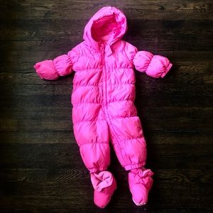Girl’s Baby Gap toddler snowsuit 🍋